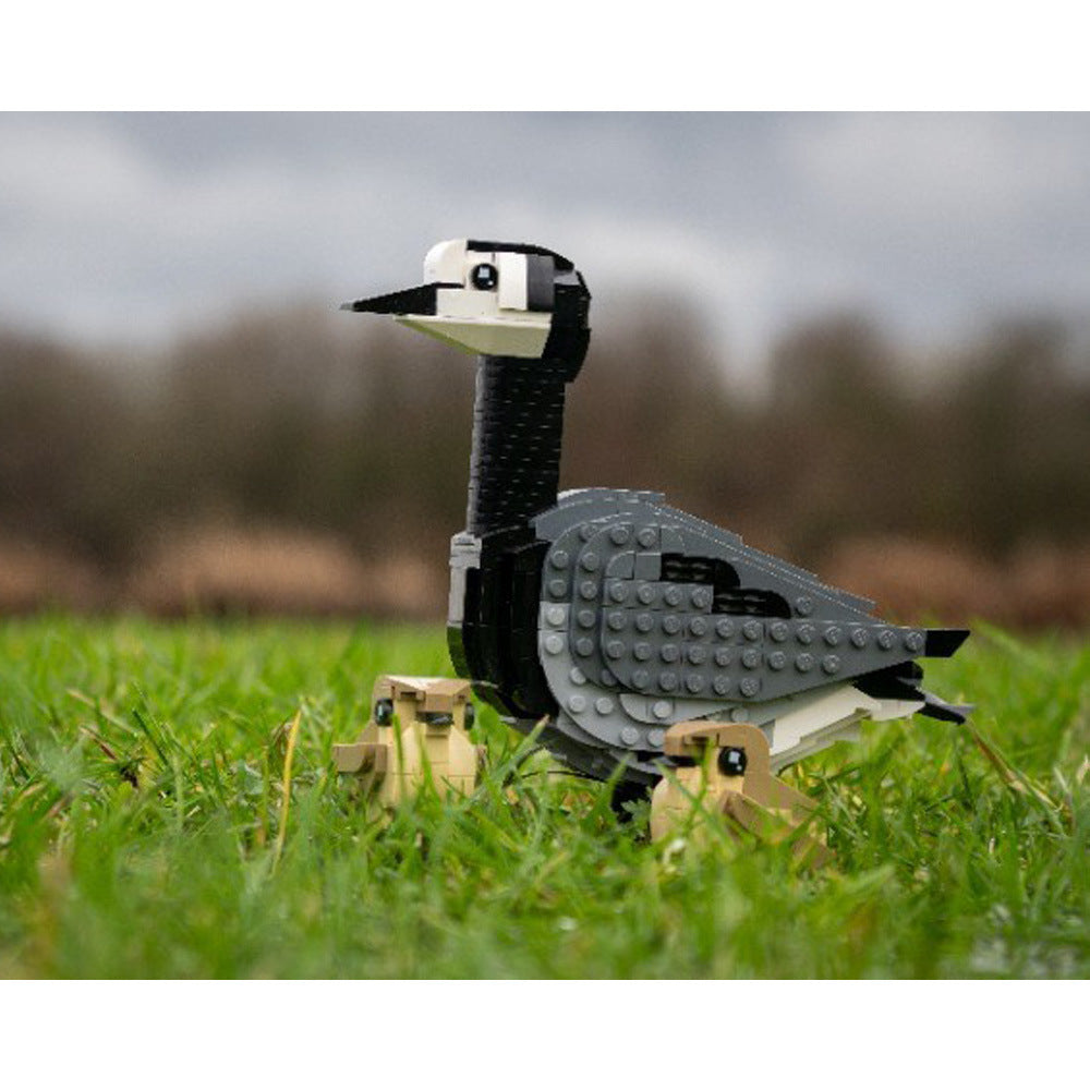barnacle goose and goslings building set | moc-174477 - 3
