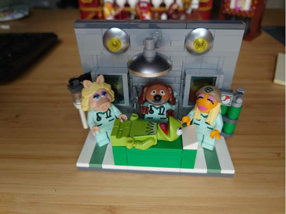 MOC-115806 Veterinarian's Hospital - A Muppet Theatre Scene - 2