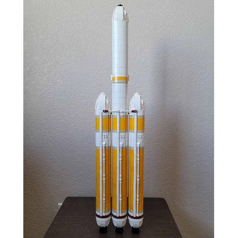 moc-101254 delta iv heavy with parker solar probe (saturn v scale) - 2