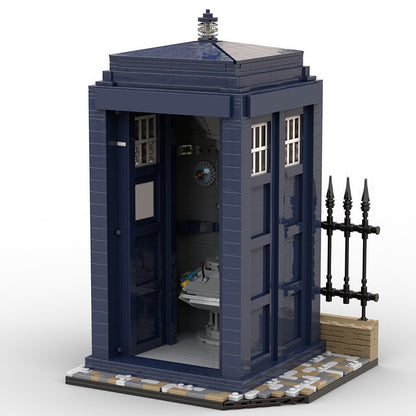 moc-170822-doctor-who-tardis-expansion-to-21347-red-london-telephone-box-2