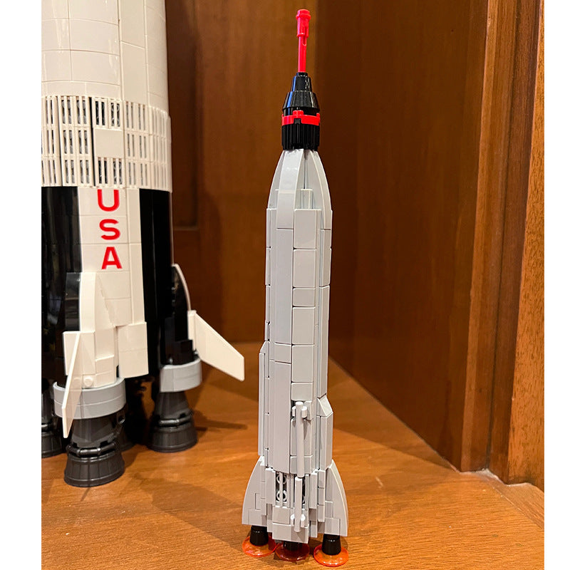 moc-36530 mercury atlas rocket 1:110 scale building set - 136 pcs - 1