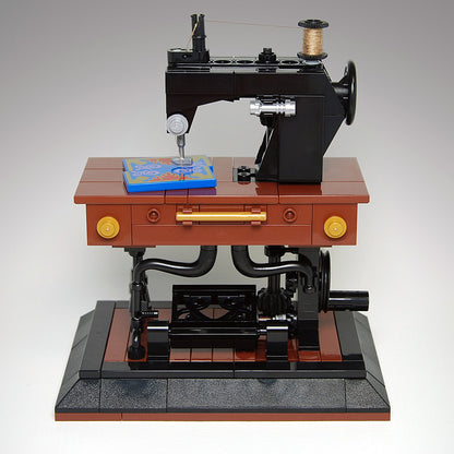 moc-41609 antique singer sewing machine kinetic sculpture/automaton -2